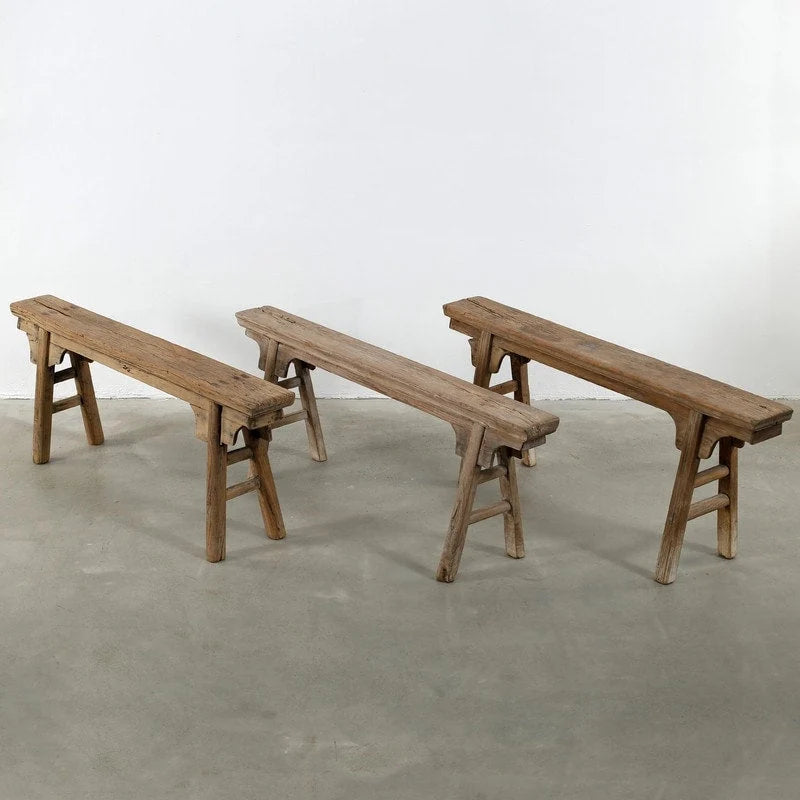 Banc à nouilles vintage avec panneau avant, fini en bois naturel vieilli (la taille et le fini varient) - 57W x 6.2L x 22H