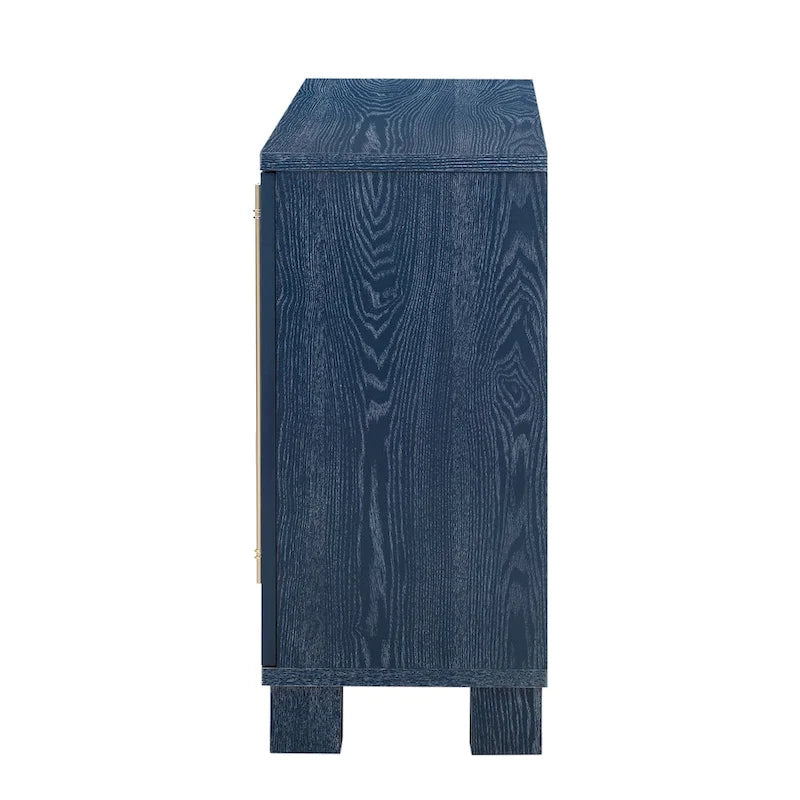 Buffet en bois de style traditionnel avec étagères réglables